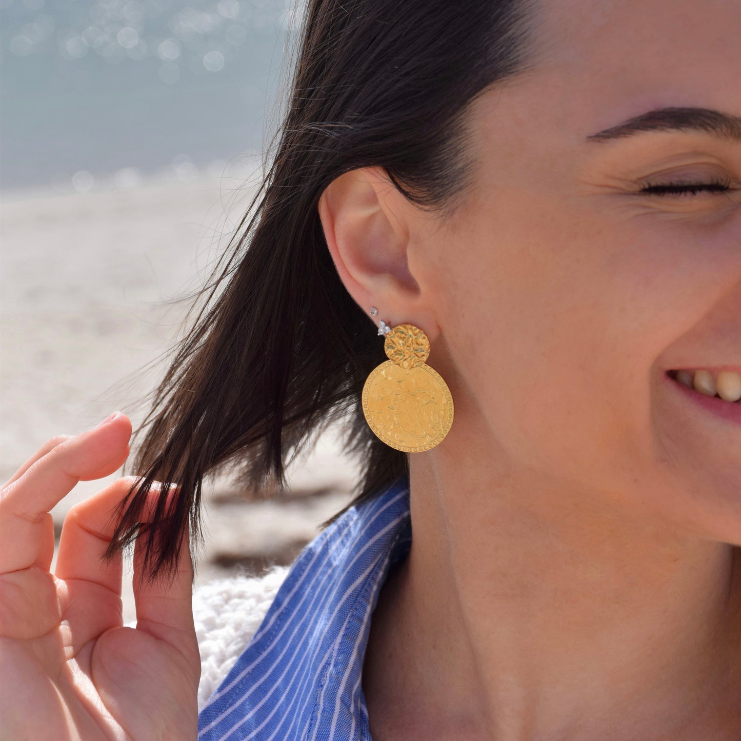 boucles tendance avec cercle martelé portées à la plage