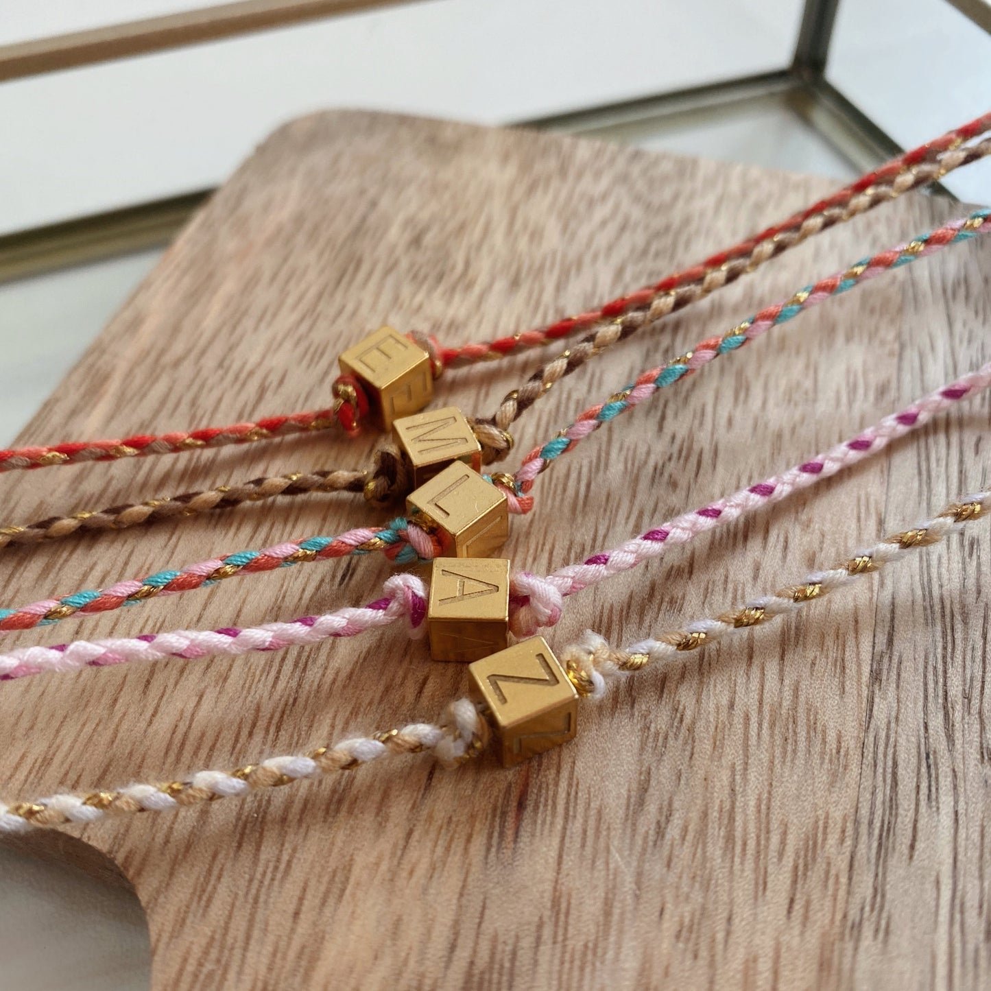 bracelet personnalisable fil tressé coloré