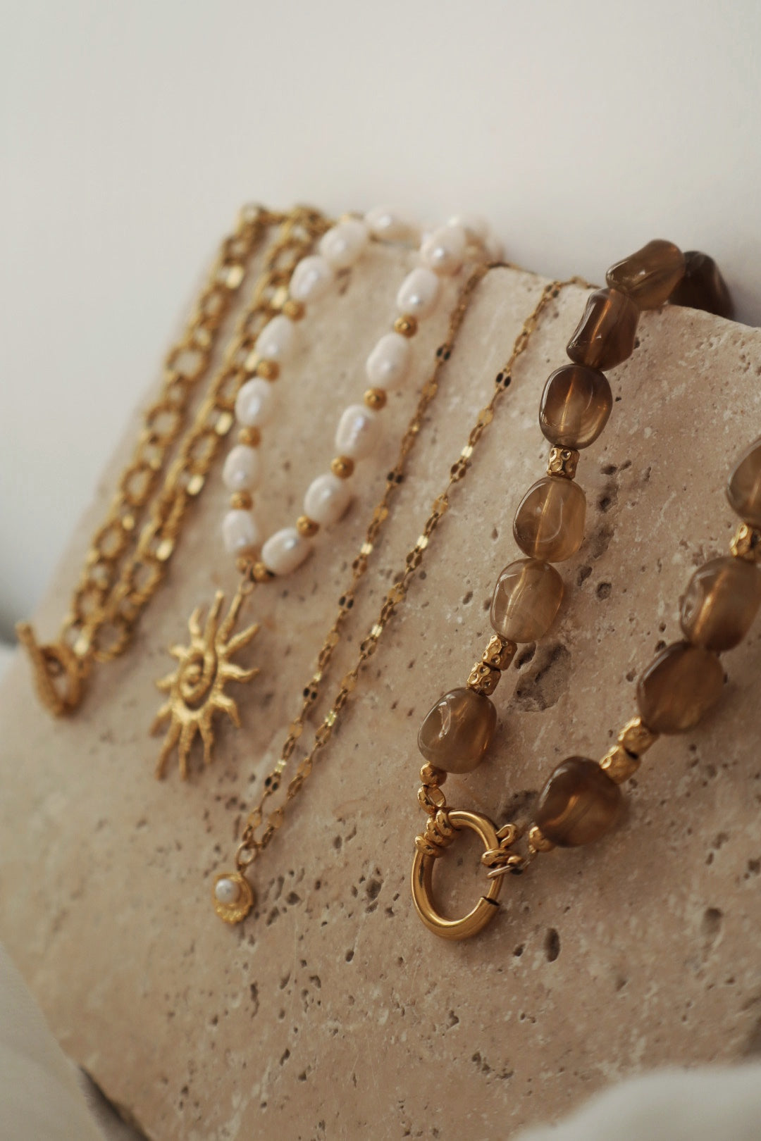 nouveaux colliers collection printemps perles et doré