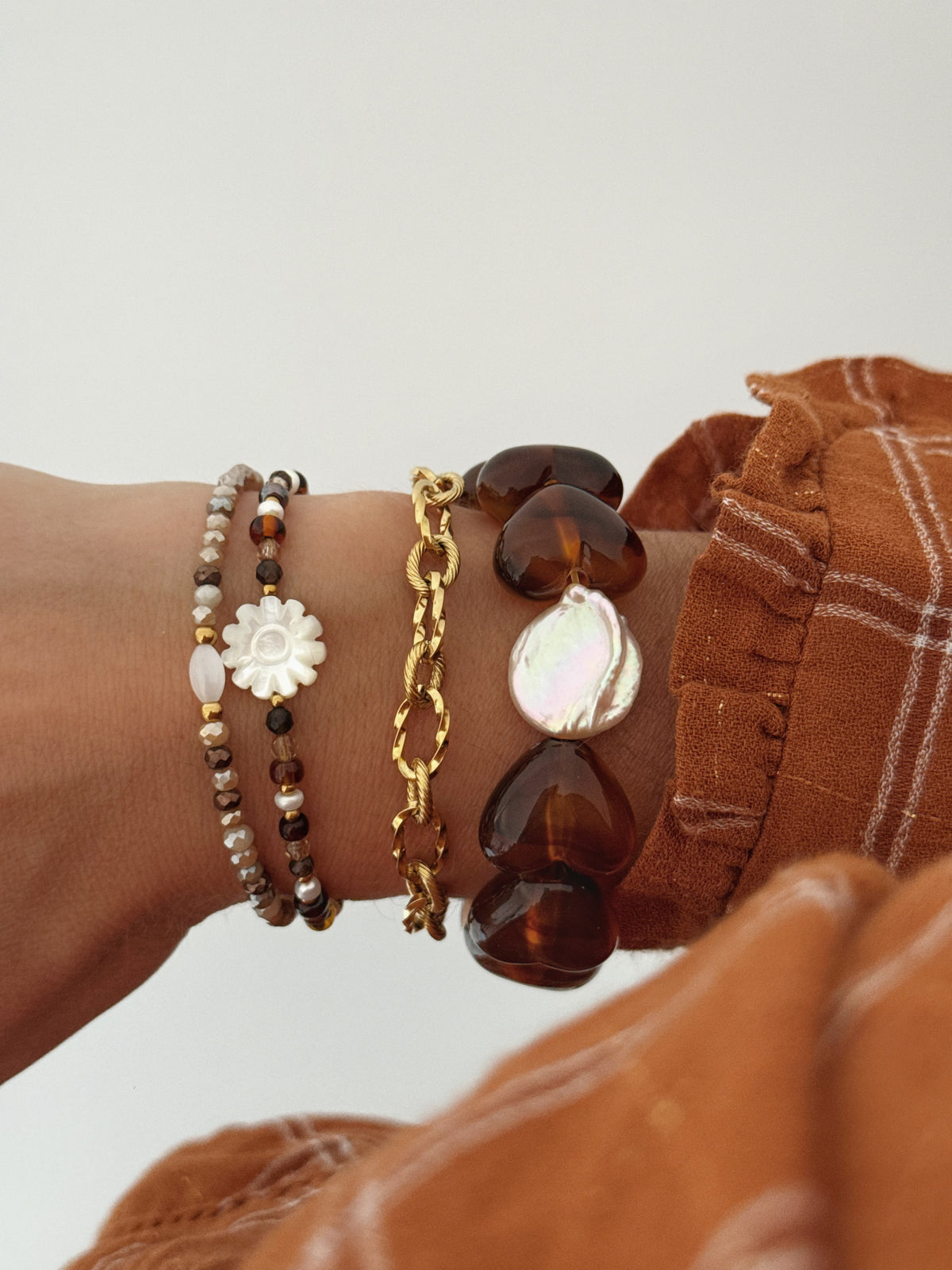 Bracelets fait main perles naturelles perle d'eau douce nacre
