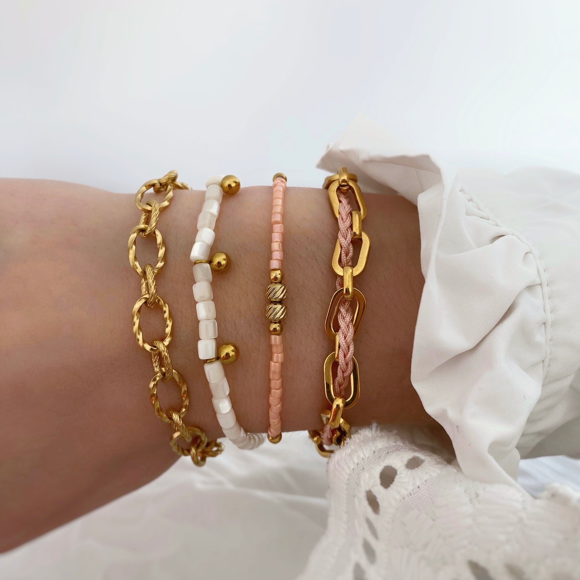 bijoux fait main en bretagne acier inoxydable et rose