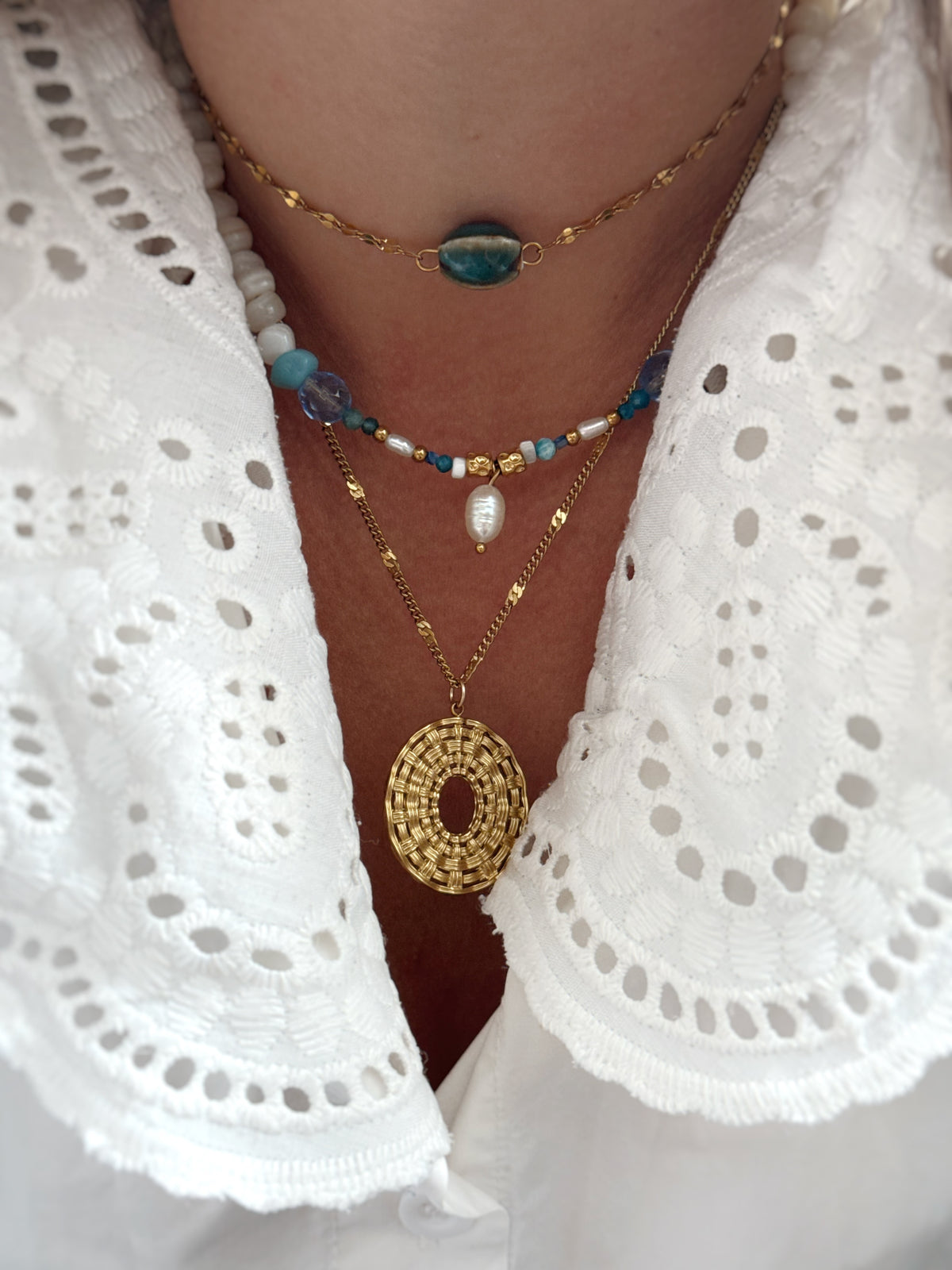 collier bleu et doré acier inoxydable et perle naturelle, céramique