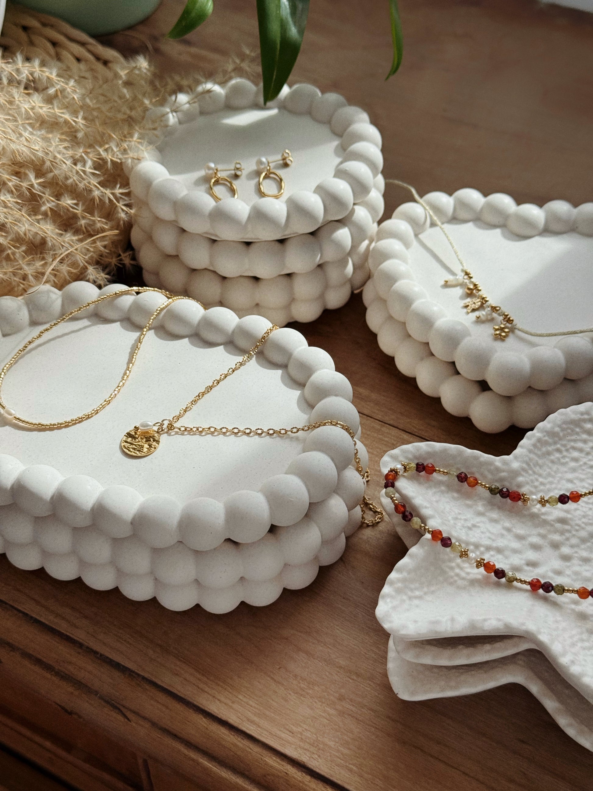 plateau jesmonite range bijoux tendance blanc fait main